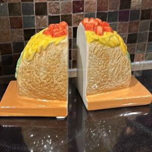 Taco Shaped Bookends